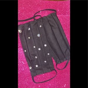 ✨✨2 Black Masks✨✨